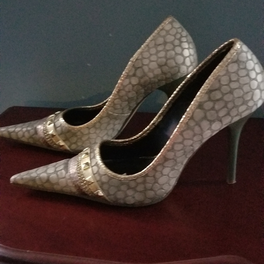Size 6 Green Printed with Gold Italian 6in Heels
